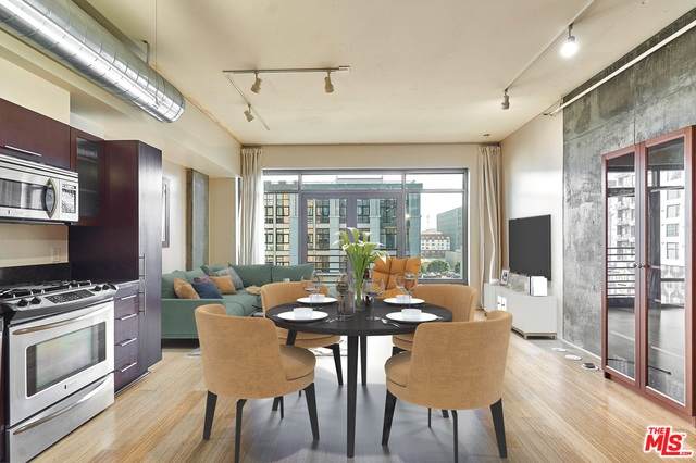 1111 Grand Ave - Photo 1