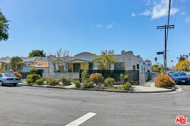 3608 Montclair St - Photo 1