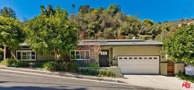 3315 Longridge Ave - Photo 1