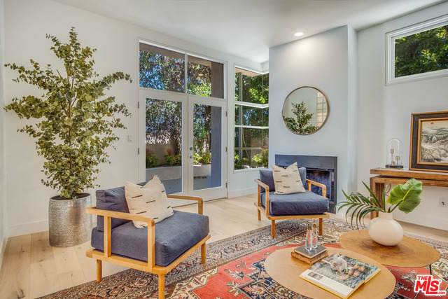 231 Bay St - Photo 1