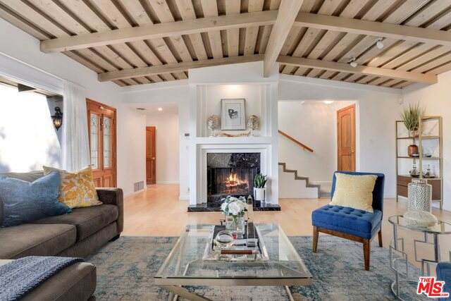 14210 Mulholland Dr - Photo 1