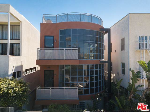 42 Brooks Ave - Photo 1