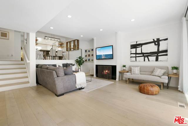4707 La Villa Marina - Photo 1