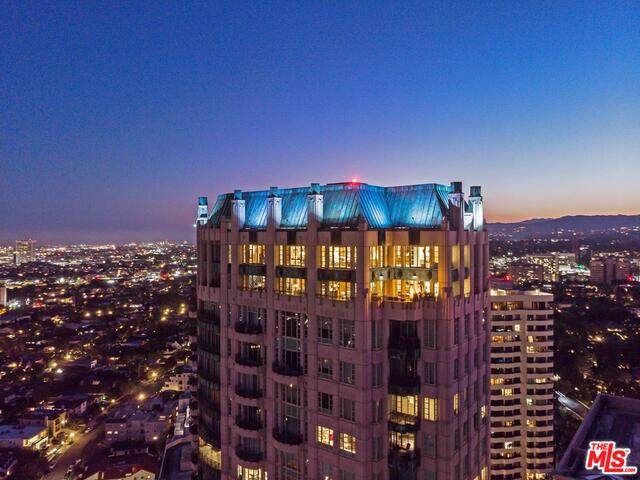 10580 Wilshire Blvd - Photo 1