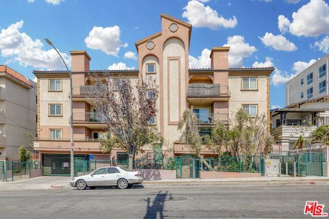 2811 Francis Ave - Photo 1