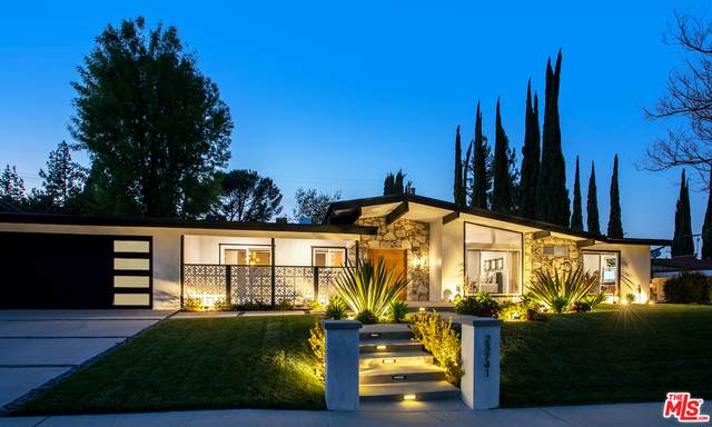23741 Mariano St - Photo 1