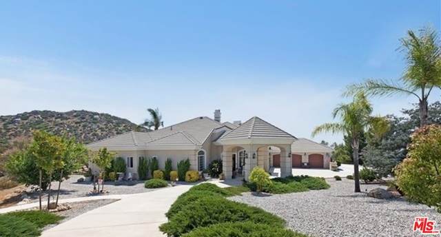 23035 Sky Mesa Rd - Photo 1