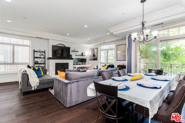 11582 Moorpark St - Photo 1