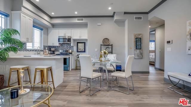 413 Harvard Blvd - Photo 1