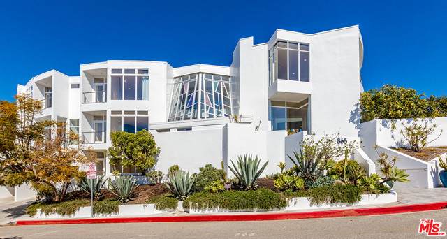 865 Paseo Miramar - Photo 1