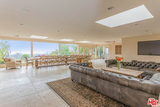 1450 Bella Dr - Photo 1