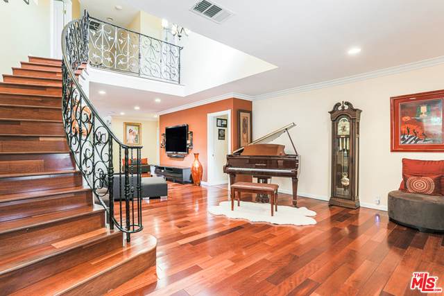 3467 Sycamore Ave - Photo 1