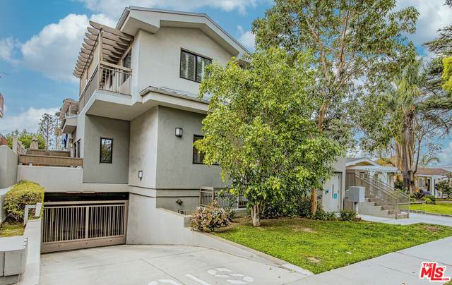 460 California Ave - Photo 1