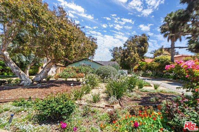 7328 Birdview Ave - Photo 1