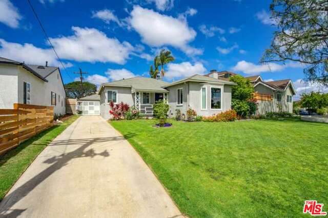 7407 Naylor Ave - Photo 1