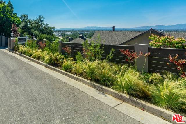 3772 Berry Dr - Photo 1