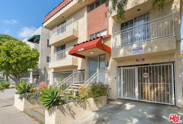 1434 Point View St - Photo 1