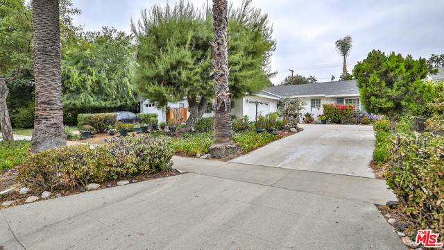 1739 Las Lunas St - Photo 1
