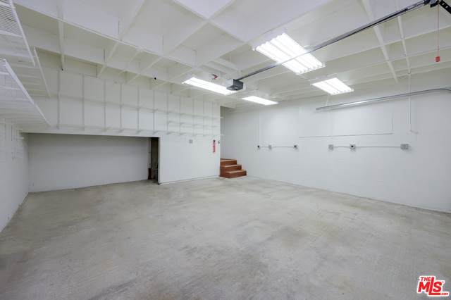 4155 Somers Ave - Photo 1