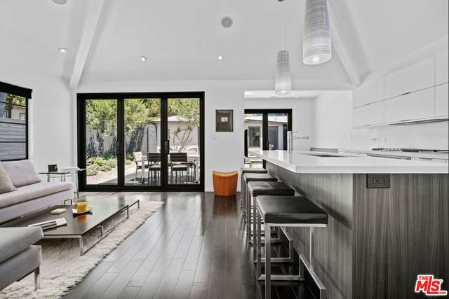 2301 5Th St - Photo 1