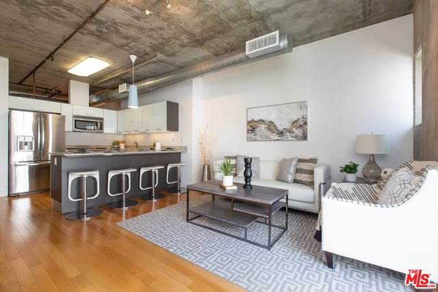 645 9Th St - Photo 1