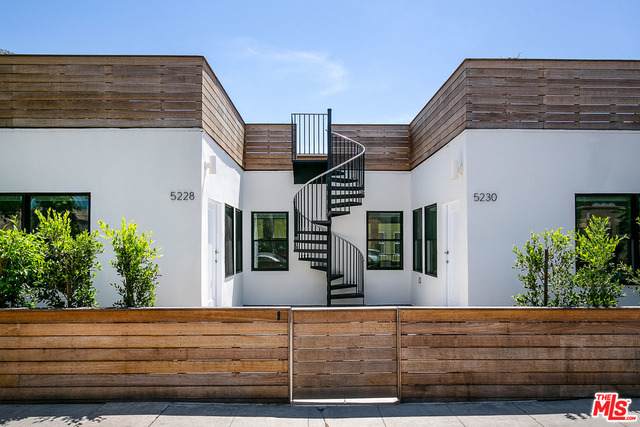 5228 De Longpre Ave - Photo 1