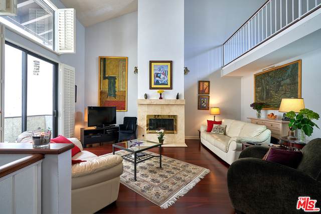 1742 Stoner Ave - Photo 1