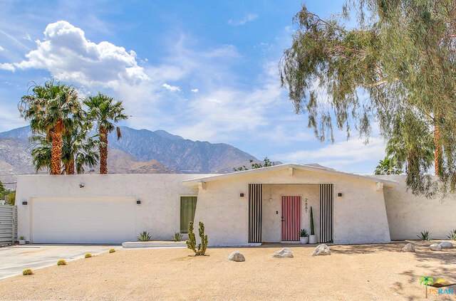 2881 Cypress Rd - Photo 1