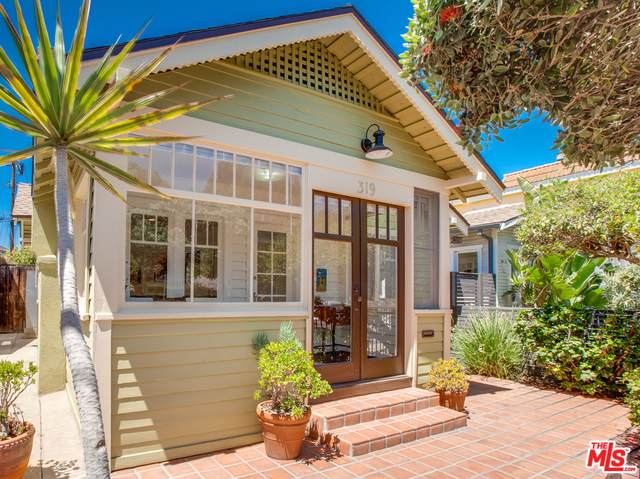 319 Windward Ave - Photo 1