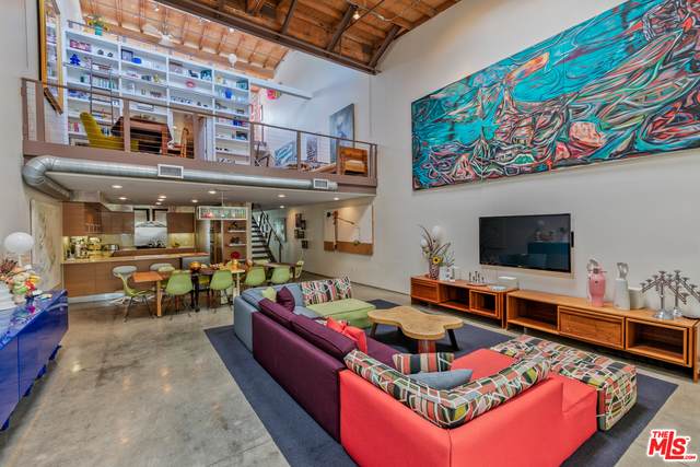 2100 Abbot Kinney Blvd - Photo 1