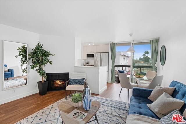 7320 Hawthorn Ave - Photo 1