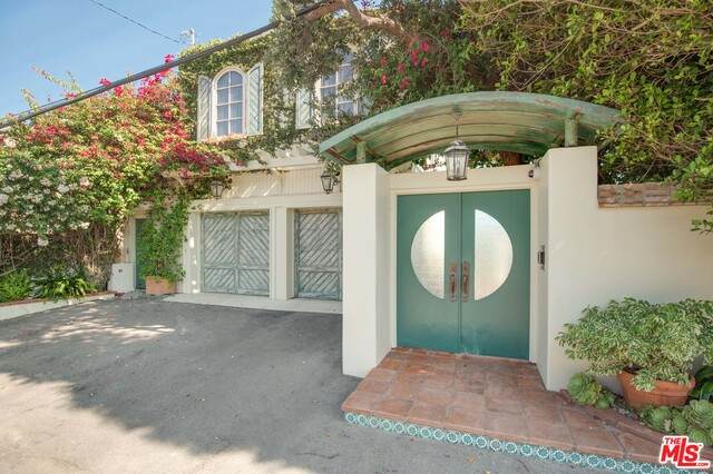 24320 Malibu Rd - Photo 1