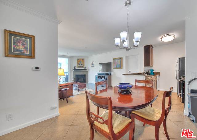7320 Hawthorn Ave - Photo 1