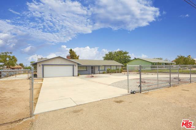 7795 Oakwood Ave - Photo 1