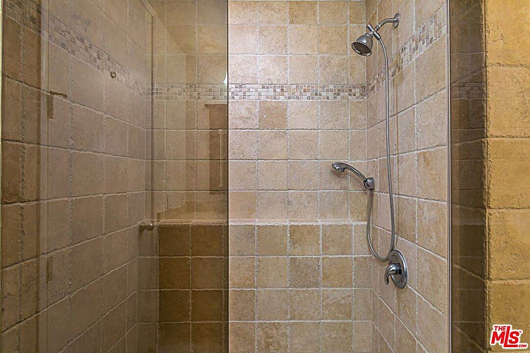 2112 Century Park Ln - Photo 1