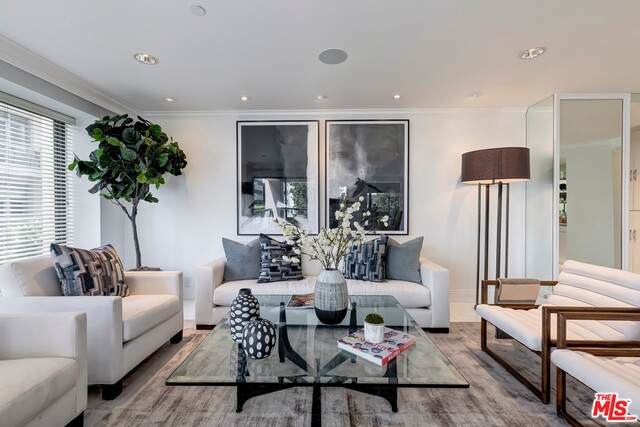 10724 Wilshire - Photo 1