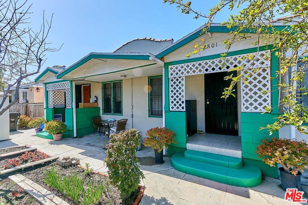 3608 Montclair - Photo 1