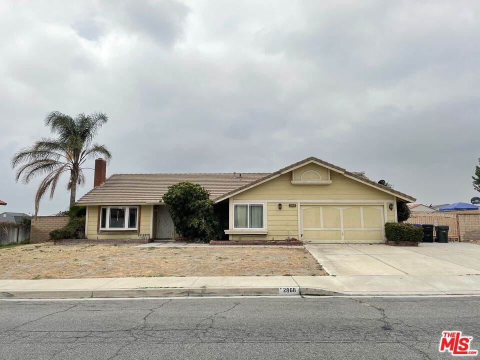 2868 Apple Ave - Photo 1