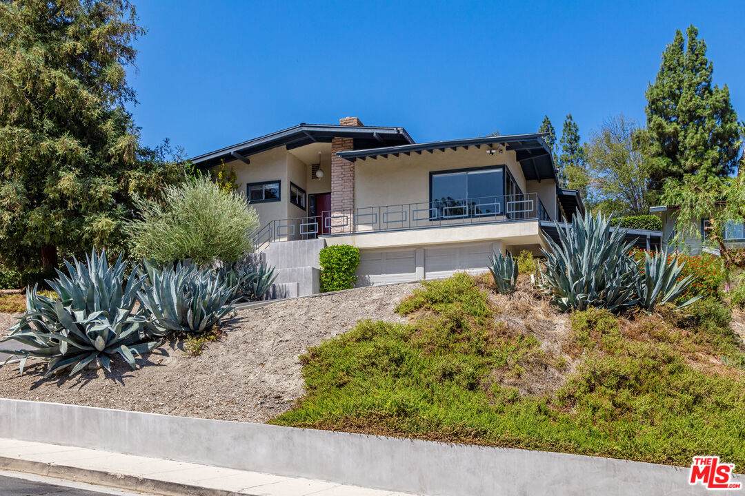 22313 Macfarlane Dr - Photo 1