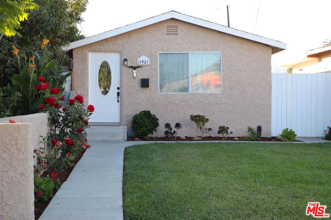 11461 Azahar St - Photo 1