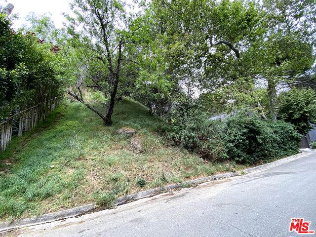 10068 Westwanda Dr - Photo 1