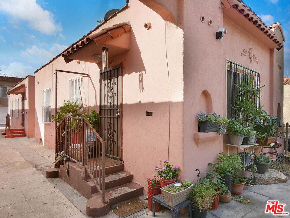 124 74Th St - Photo 1