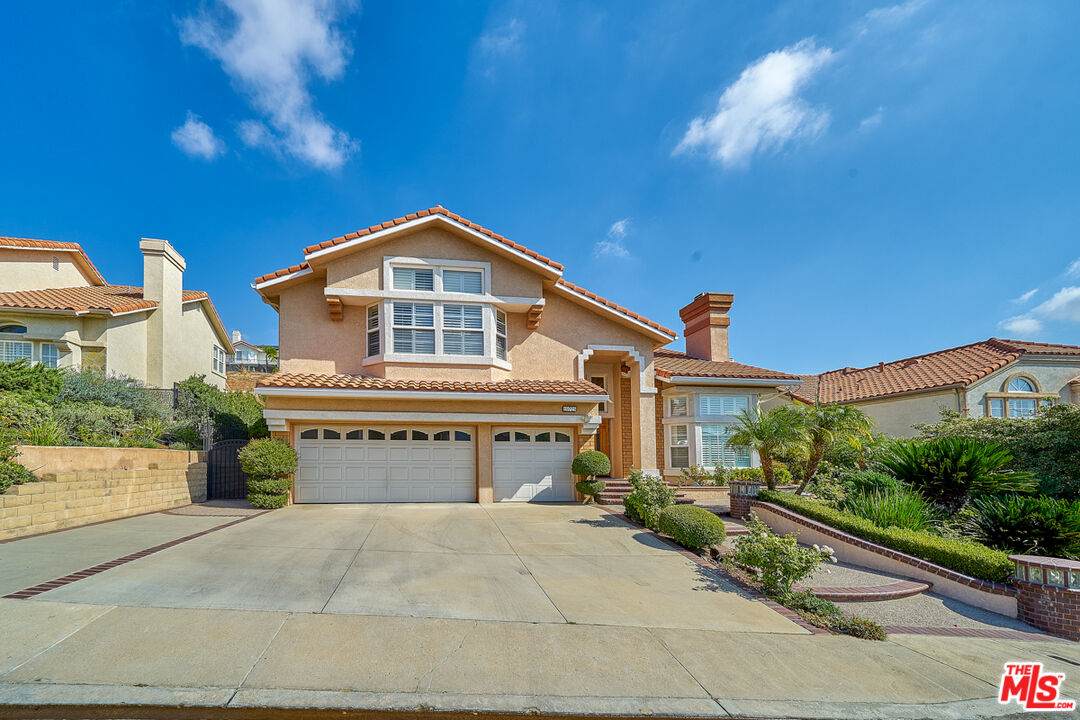 19725 Falcon Crest Way - Photo 1