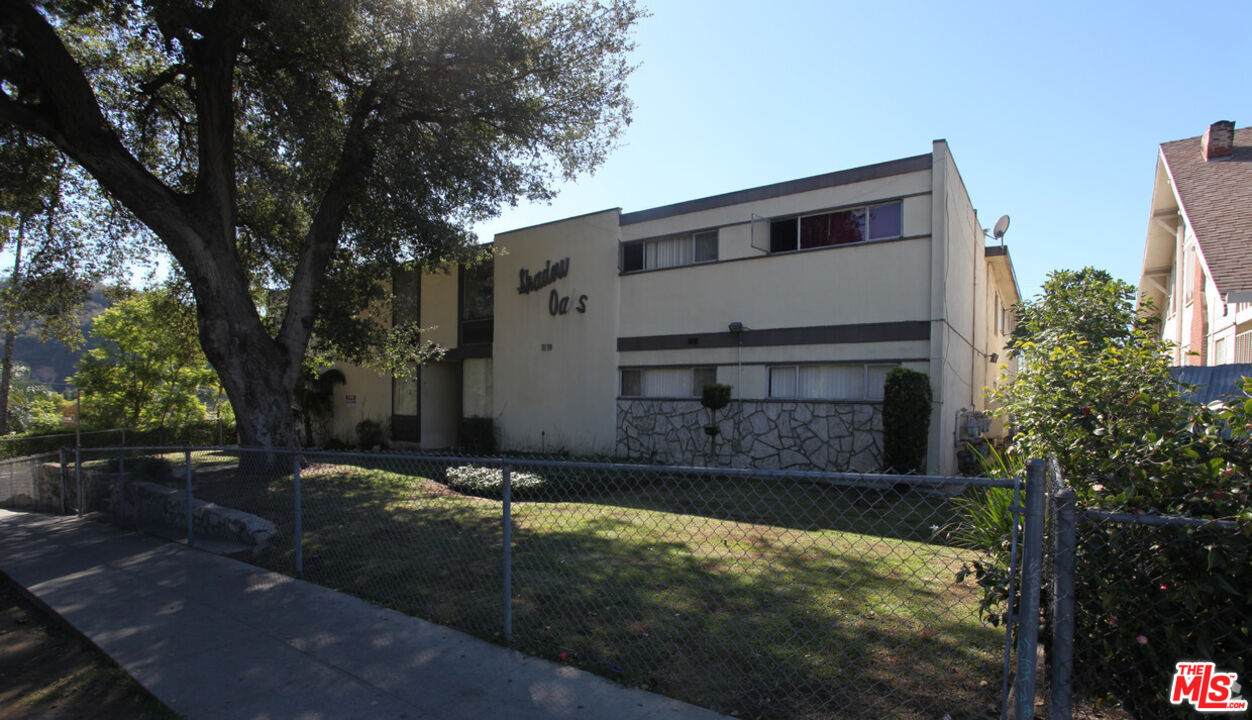 144 Avenue 55 - Photo 1