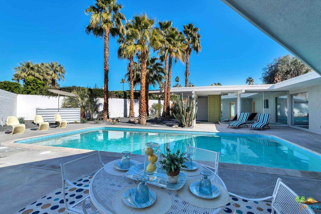 39999 Desert Sun Dr - Photo 1