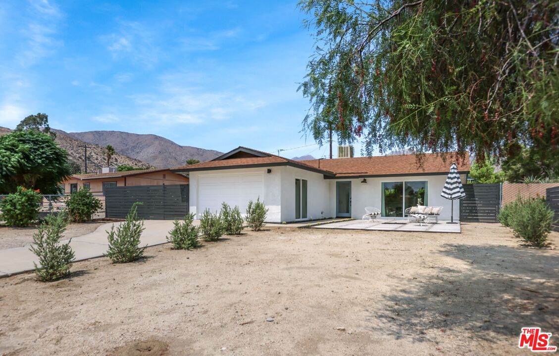 49296 Mojave Dr - Photo 1