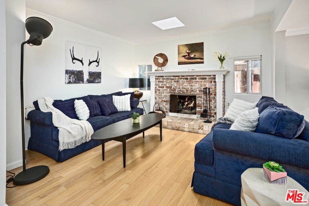 9847 Yoakum Dr - Photo 1