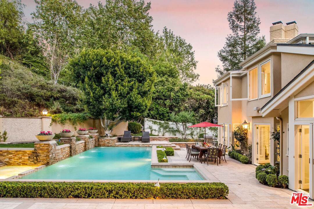 3072 Deep Canyon Dr - Photo 1