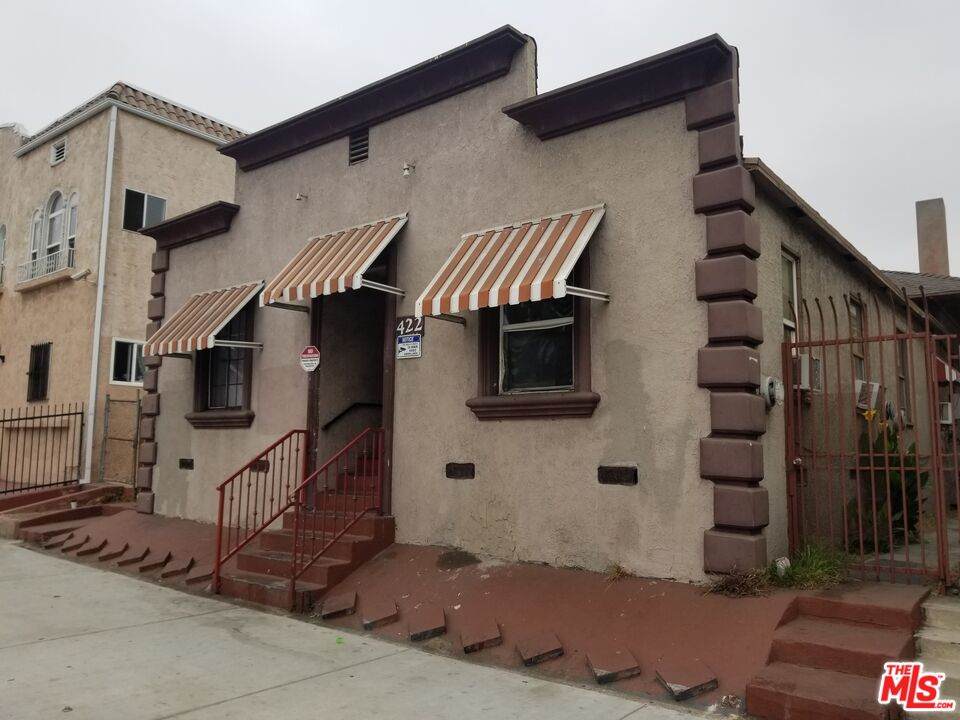422 Soto St - Photo 1