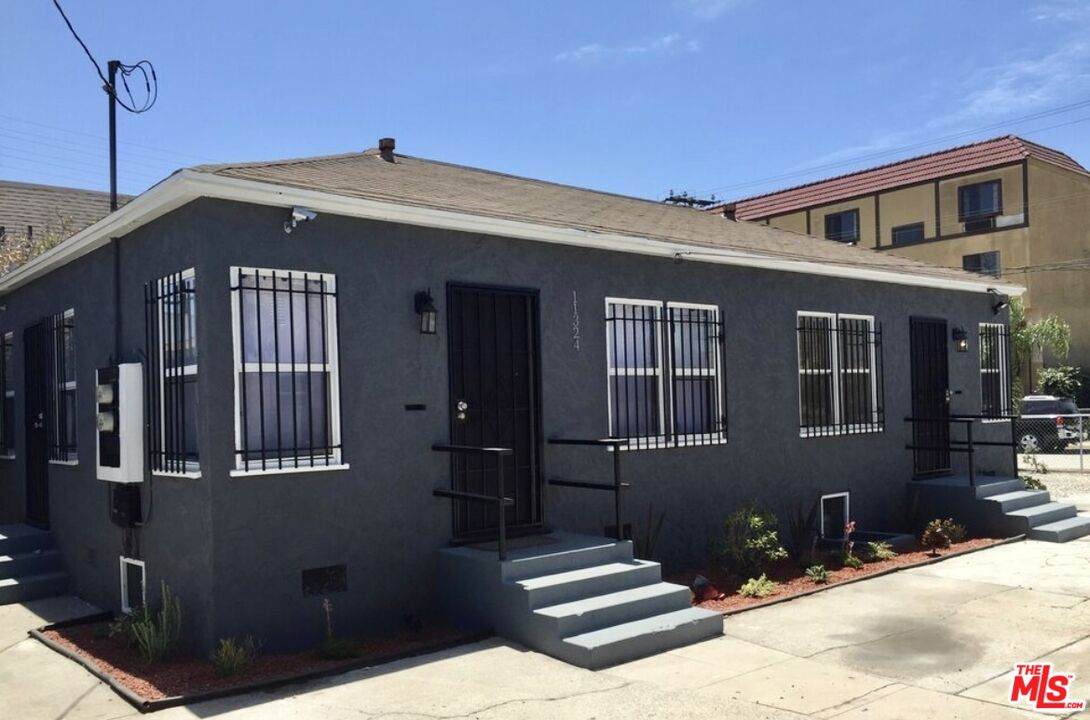 11322 Grevillea Ave - Photo 1